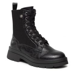 Botki Refresh. Czarne botki Refresh, bez wzorów, bez obcasa, na płaskiej podeszwie, bez zapięcia. Za 279.99 zł.