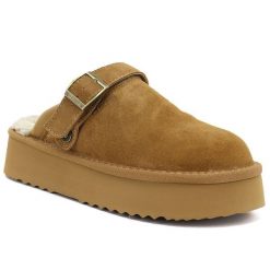Skórzane klapki damskie ocieplane na platformie camel Big Star UU274696. Brązowe klapki Big Star, bez wzorów, ze skóry, bez obcasa, na platformie. Za 189.99 zł.