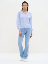 Sweter damski z wiskozy niebieski Simona 400. Niebieskie swetry Big Star, l, z aplikacjami, z jeansu, bez ramiączek. W wyprzedaży za 139.99 zł.