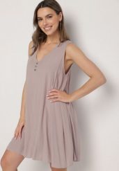 Jasnoszara Rozkloszowana Sukienka z Bawełny z Ozdobnymi Guzikami Folusae. Szare sukienki Born2be, na co dzień, na lato, l, bez wzorów, z bawełny, eleganckie, bez kołnierzyka, bez ramiączek, mini, proste. Za 44.99 zł.