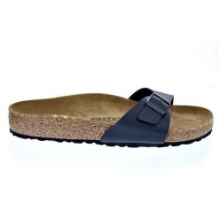 Klapki damskie Birkenstock Madrid. Czarne klapki Birkenstock, bez wzorów, z materiału, bez obcasa. Za 299.00 zł.