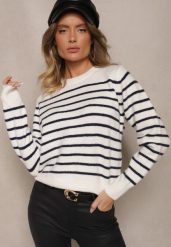 Biały Casualowy Sweter w Paski o Prostym Kroju Riavelleth. Białe swetry Renee, bez wzorów, z jeansu, bez ramiączek. W wyprzedaży za 119.99 zł.