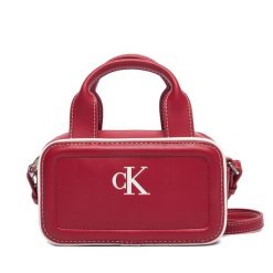Torebka Calvin Klein. Czerwone torebki klasyczne Calvin Klein, bez wzorów, bez dodatków. Za 369.99 zł.