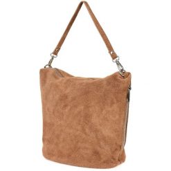 Listonoszka skórzana Vera Pelle W17 beżowy taupe. Brązowe torebki klasyczne bez wzorów, ze skóry, małe, zamszowe, bez dodatków. Za 153.99 zł.