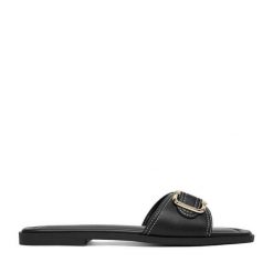 Klapki JENNY. Czarne klapki Jenny, bez wzorów, bez obcasa. Za 69.99 zł.