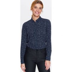 KOSZULA DAMSKA WE WZORY. Koszule TOP SECRET, bez wzorów, z tkaniny, bez kołnierzyka, bez ramiączek. W wyprzedaży za 39.99 zł.