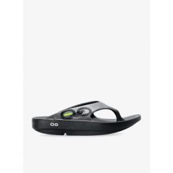 Japonki regeneracyjne Oofos Ooriginal Sport Sandal. Szare klapki oofos, bez wzorów, bez obcasa. Za 282.99 zł.