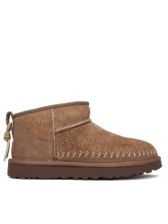 Ugg Śniegowce W Classic Ultra Mini Biarritz 1171538 Beżowy. Brązowe trapery i śniegowce UGG, ze skóry. Za 809.99 zł.