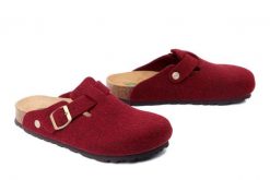 DR. BRINKMANN 320267-41 bordeaux, kapcie damskie. Czerwone obuwie domowe Dr. Brinkmann, bez wzorów, bez zapięcia. Za 186.92 zł.