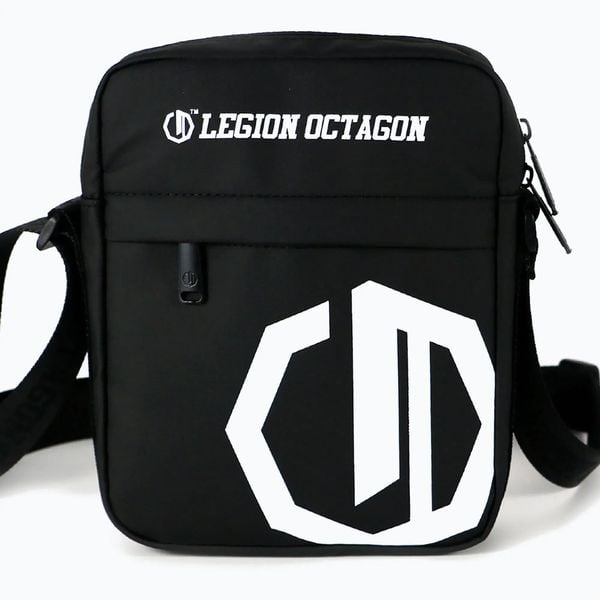 Saszetka Octagon Legion Siena. Czarne torby na ramię OCTAGON, bez wzorów, z materiału, bez dodatków. Za 73.99 zł.