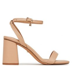 Sandały DeeZee. Brązowe sandały DeeZee, bez wzorów, bez obcasa, na słupku, bez zapięcia. Za 129.99 zł.