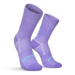 Skarpetki sportowe Boombastic Siroko BBC Amp Purple. Fioletowe skarpety SIROKO, bez wzorów, z elastanu. Za 59.00 zł.