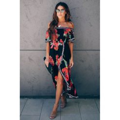 Sukienka PERONA. Sukienki Sukienka PERONA, l, bez wzorów, bez kołnierzyka, bez ramiączek. W wyprzedaży za 109.00 zł.