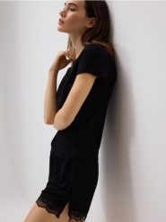 Dwuczęściowa piżama z wiskozą - czarny. Czarne piżamy Reserved, bez wzorów, z wiskozy, bez ramiączek. Za 89.99 zł.