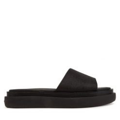 Klapki Calvin Klein. Czarne klapki Calvin Klein, bez wzorów, bez obcasa. Za 269.99 zł.