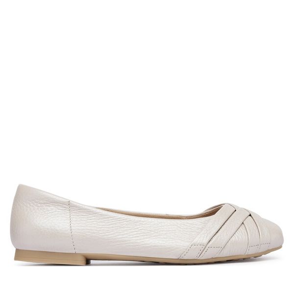 Baleriny Caprice. Białe baleriny Caprice, bez wzorów, bez obcasa. Za 439.99 zł.