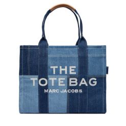 Torebka Marc Jacobs. Niebieskie shopper Marc Jacobs, bez wzorów, z denimu, bez dodatków. Za 1,749.00 zł.