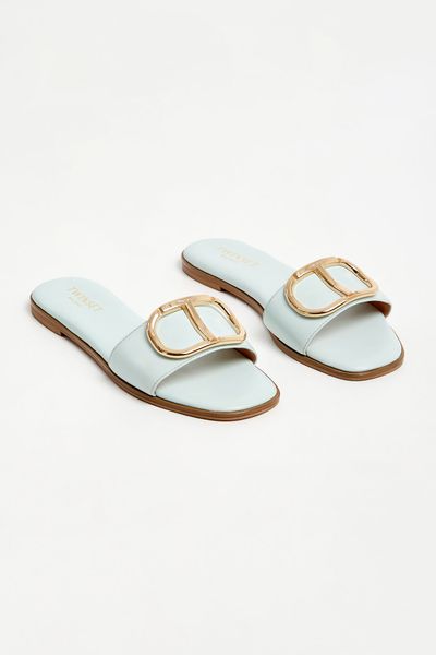 Klapki damskie skórzane TWINSET. Klapki Twinset Milano, bez wzorów, bez obcasa. Za 879.00 zł.