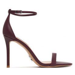 Sandały Steve Madden. Czerwone sandały Steve Madden, bez wzorów, bez obcasa, na szpilce, bez zapięcia. Za 429.99 zł.