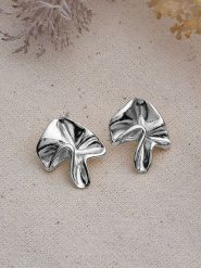 Lodie Silver Kolczyki-wkrętki rozmiar: onesize. Szare kolczyki Lodie Silver, metalowe. Za 37.21 zł.