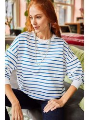 Olalook Bluza w kolorze białym rozmiar: S. Białe bluzy Olalook, s, bez wzorów, bez kaptura. Za 57.20 zł.