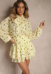 Żółta Sukienka o Rozkloszowanym Kroju z Nietoperzowymi Rękawami i Wiązaniem Mironaria. Żółte sukienki Renee, na co dzień, m, bez wzorów, eleganckie, bez kołnierzyka, bez ramiączek, mini, kopertowe. Za 159.99 zł.