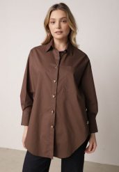 Brązowa Bawełniana Koszula Oversize z Biżuteryjnymi Guzikami Adrearina. Brązowe koszule Born2be, l, bez wzorów, z bawełny, casualowe, bez kołnierzyka, bez ramiączek. Za 169.99 zł.