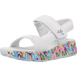 Sandały SKECHERS 314094L Biały. Białe sandały Skechers, bez wzorów, z materiału, bez obcasa, bez zapięcia. Za 187.99 zł.