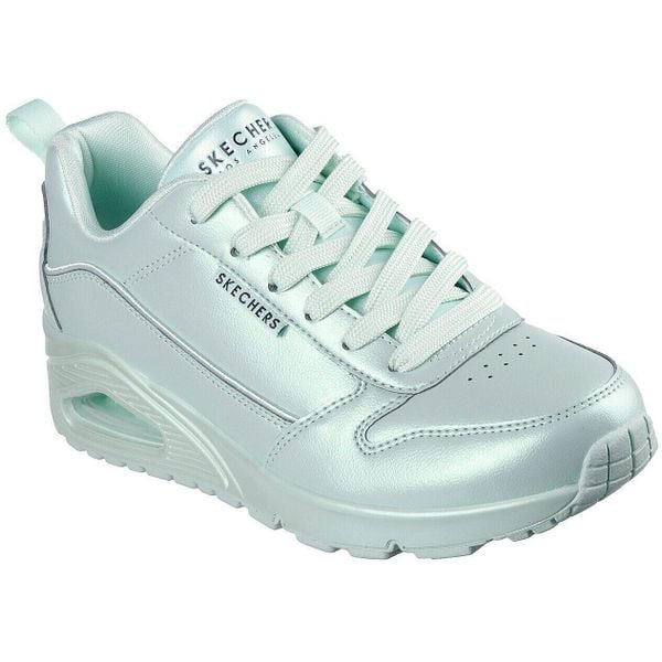 Buty sportowe damskie Skechers Uno Galactic Gal. Niebieskie obuwie sportowe Skechers, ze skóry ekologicznej, bez zapięcia. W wyprzedaży za 490.00 zł.