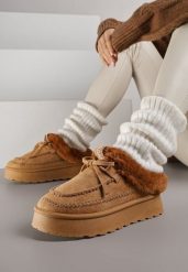 Brązowe Rustykalne Śniegowce z Niską Cholewką Zdobione Futrem i Kokardą Tuspena. Brązowe trapery i śniegowce Renee, z dzianiny, przed kostkę. Za 99.99 zł.