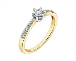 Pierścionek z żółtego złota z brylantami - 0,25 ct - próba 585. Żółte pierścionki Apart, z brylantem, złote. Za 4,590.00 zł.