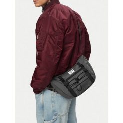 Torebka Billabong. Szare listonoszki Billabong, bez wzorów, bez dodatków. Za 59.99 zł.