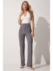 Happiness Istanbul Spodnie w kolorze szarym rozmiar: 40. Szare spodnie materiałowe Happiness Istanbul, na co dzień, bez wzorów, z materiału, z podwyższonym stanem. Za 65.99 zł.