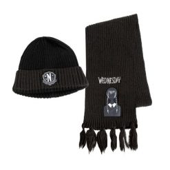 Zestaw czapka i szalik Cerda Wednesday. Czarne szaliki CERDÁ, na zimę, z aplikacjami, z dzianiny, eleganckie. Za 142.50 zł.