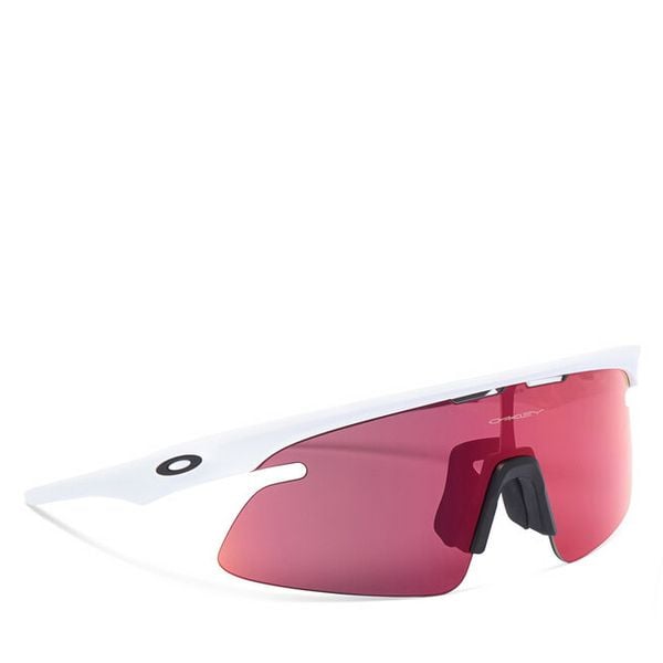 Okulary przeciwsłoneczne Oakley. Białe okulary przeciwsłoneczne Oakley, bez wzorów. Za 649.99 zł.
