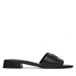 Klapki KARL LAGERFELD. Czarne klapki KARL LAGERFELD, bez wzorów, bez obcasa. Za 659.99 zł.