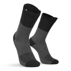 Skarpety za kostkę do biegania w terenie Trekking Siroko Pindos Black. Czarne skarpety SIROKO, bez wzorów, z materiału. Za 42.00 zł.