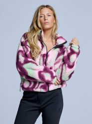 Kurtka Fluffy - Damska - Cztery pory roku - Miś Teddy - Tie Dye Różowy Multi. Czerwone kurtki narciarskie POEDERBAAS, l, bez wzorów, z materiału, bez kaptura, narciarskie. Za 199.42 zł.