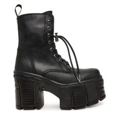 Botki NEW ROCK. Czarne botki NEW ROCK, bez wzorów, bez obcasa, na słupku, bez zapięcia. Za 1,089.00 zł.