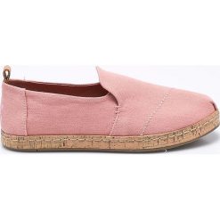 Toms - Espadryle. Czerwone espadryle Toms, bez wzorów, z gumy, bez obcasa, bez zapięcia. W wyprzedaży za 129.90 zł.