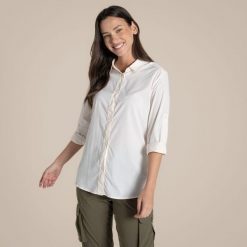 Damska koszula z długim rękawem Craghoppers NosiLife Freeda. Białe koszule Craghoppers, bez wzorów, casualowe, bez kołnierzyka, bez ramiączek. Za 376.10 zł.