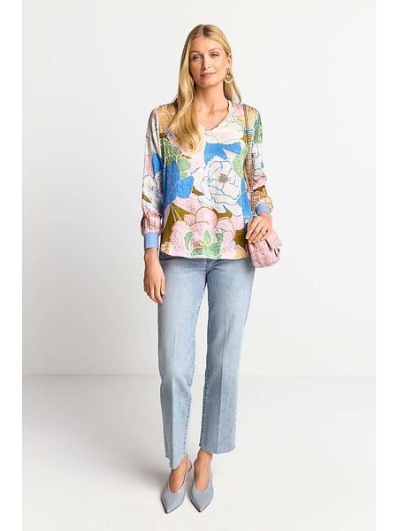 Rich & Royal Bluzka ze wzorem rozmiar: 42. Bluzki Rich & Royal, bez wzorów, z wiskozy, bez kołnierzyka, bez ramiączek. Za 157.35 zł.