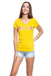 MUSTANG T SHIRT DAMSKI Alexia C Print 1009641 9046. Żółte t-shirty Mustang, s, bez wzorów, bez kołnierzyka, bez ramiączek. W wyprzedaży za 39.99 zł.