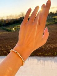 Otazu Pozłacana bransoletka z kryształami Swarovski rozmiar: onesize. Różowe bransoletki Otazu, z kryształem, pozłacane. Za 158.10 zł.
