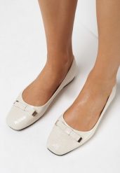 Beżowe Balerinki Achedeia. Brązowe baleriny Born2be, z aplikacjami, ze skóry, przed kostkę, bez obcasa, na płaskiej podeszwie. Za 59.99 zł.