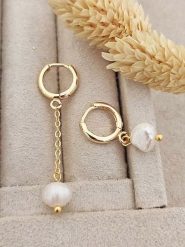 Luja Bijoux Pozłacane kolczyki-kreole z perłami rozmiar: onesize. Białe kolczyki Luja Bijoux, z perłą, pozłacane. Za 68.45 zł.