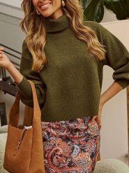 Milan Kiss Golf w kolorze oliwkowym rozmiar: L. Zielone golfy Milan Kiss, l, bez wzorów, bez ramiączek. Za 152.99 zł.