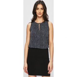 Vero Moda - Top. Niebieskie topy Vero Moda, l, bez wzorów, z dzianiny, bez kołnierzyka, bez ramiączek. W wyprzedaży za 39.90 zł.