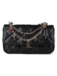 Guess Torebka w kolorze czarnym - 23 x 12 x 5 cm rozmiar: onesize. Czarne torby na ramię Guess, z aplikacjami, z materiału, na ramię, pikowane, bez dodatków. Za 421.45 zł.