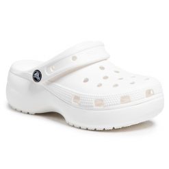 Klapki Crocs. Białe klapki Crocs, bez wzorów, bez obcasa. Za 229.99 zł.
